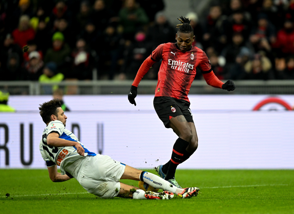 开云真人娱乐 -包含今晨体能课后，勒沃库森战术微调备战意大利杯，态度坚定，年轻球员得到机会的词条